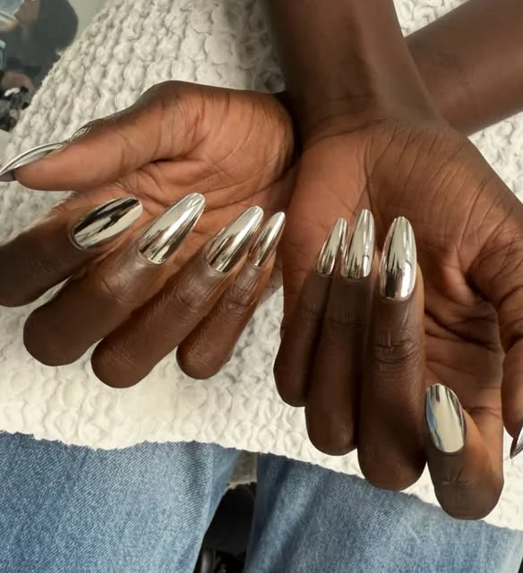 Reflective silver chrome nails